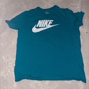 Nike Men's Aqua Short Sleeve Tee